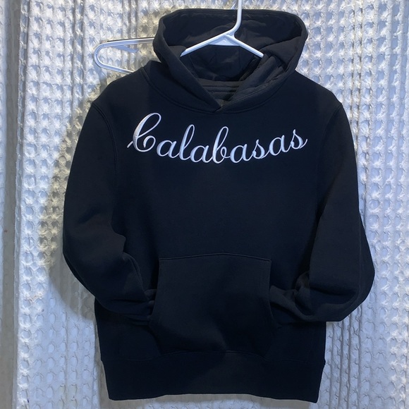 #38 NWOT Kendall & Kylie “Calabasas” Hoodie Hometown Pride - Picture 2 of 3